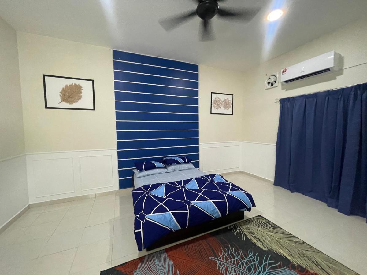 No 61 Nazirin Homestay Tmn Indah Raya 2 Manjung Lumut Exterior foto
